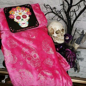 Sugar Skulls Pink  Gold Throw Blanket 50x70"